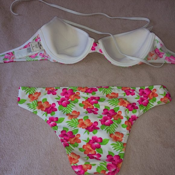 Hollister Bikini Swim Floral Scrunch Butt Ruffle - Picture 11 of 12